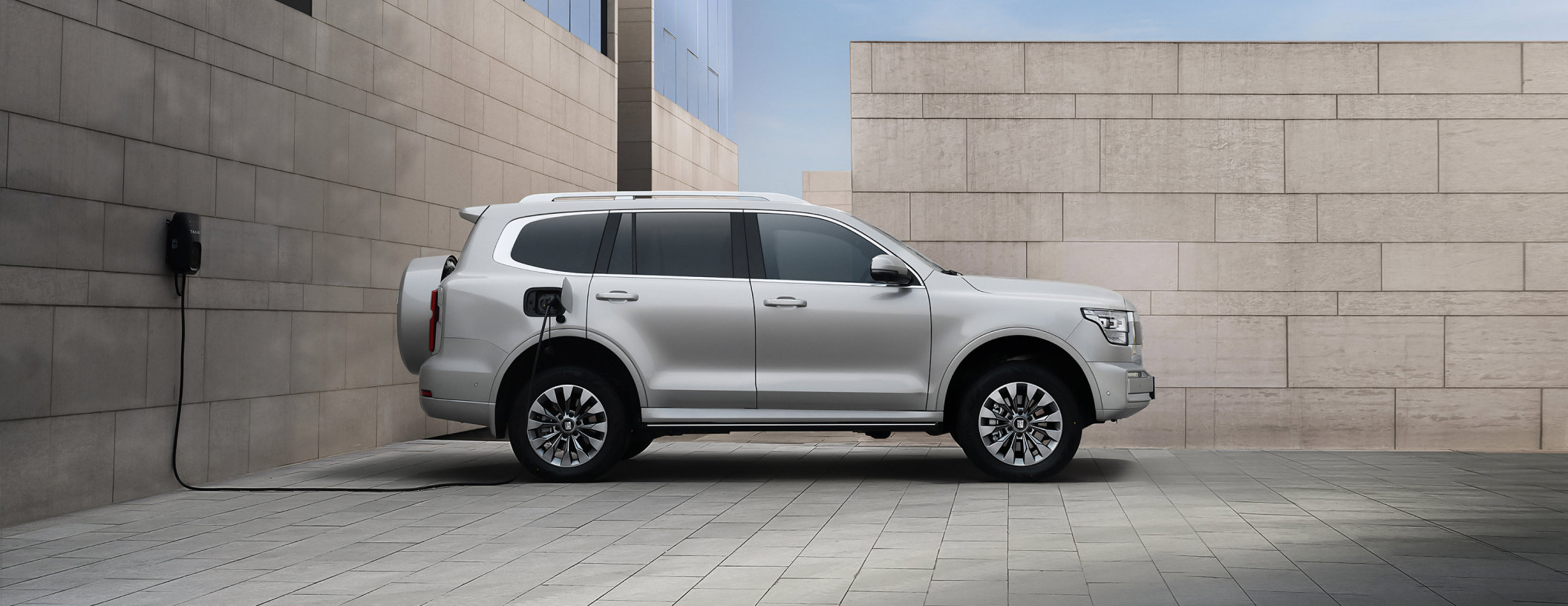 Энергия движения: старт продаж TANK 500 Hi-Charge в России